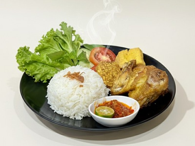 Ayam Penyet